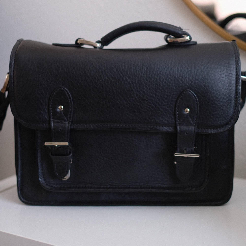 Ona “Brooklyn” Messenger Camera Bag